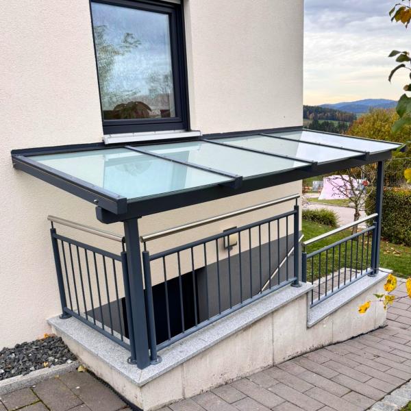 Kellerabgangsüberdachung